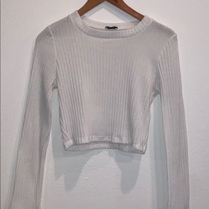 L Tobi women’s long sleeved white crop top